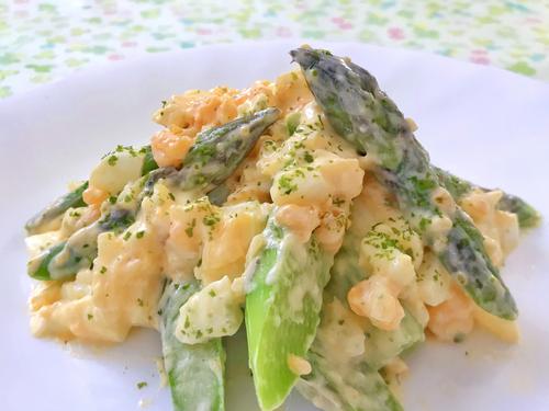 お箸が止まらない！あと1品にピッタリな「アスパラのタルタルサラダ」簡単レシピ｜自家製タルタルソースが絶品♡