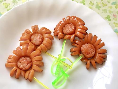 お花見に！お弁当に！可愛い「お花ウインナー」簡単レシピ｜切って焼くだけ♡