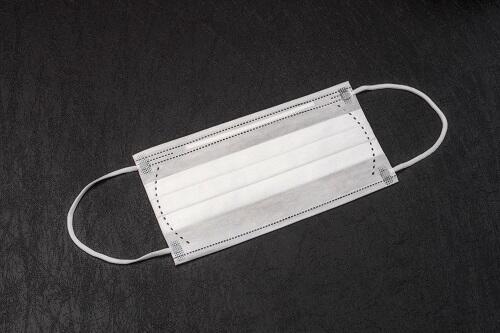 天才かよ…“まとめ買い”したマスクの【収納テク】が神ってる！→「100均アイテムでいいのが助かる！」