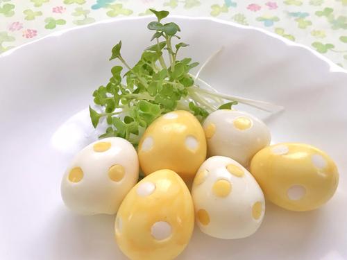 可愛すぎ♡子どもも喜ぶ「水玉うずら」簡単レシピ｜ストロー1本だけ用意して♪