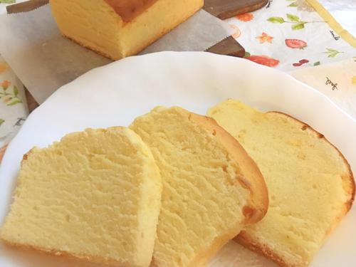 お店レベルのしっとり感♡溶かしバターで作る「パウンドケーキ」簡単レシピ｜ふんわりキメ細やか☆