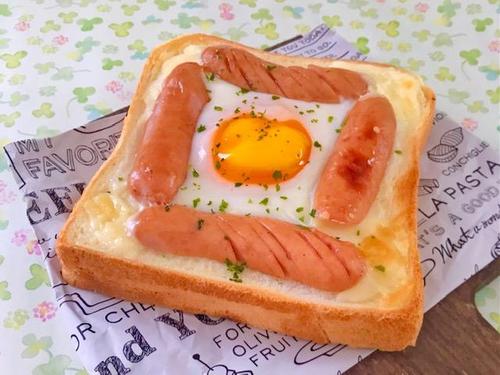 卵が流れない！「絶品☆目玉焼きトースト」簡単レシピ｜焼き加減も自由自在♪