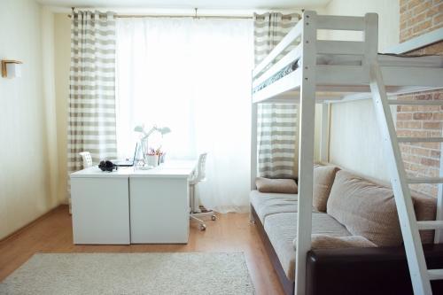 狭い部屋でもスッキリ暮らせる！収納がない部屋の【救世主アイデア】が神すぎた…！