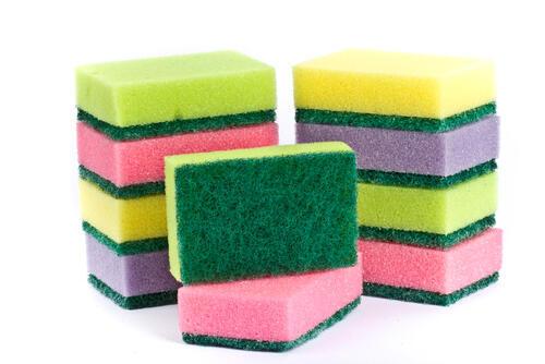 その常識、間違ってるかも！？→“雑菌まみれ”のキッチンスポンジの【正しい除菌方法】はこう！