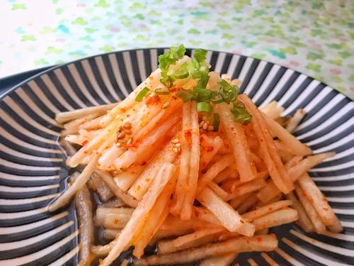 やみつき必至♪「無限大根サラダ」簡単レシピ｜シャキシャキ食感とピリ辛にお箸が止まらない♡