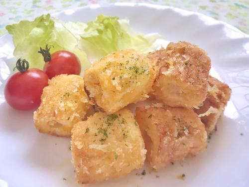 我が家の定番に♪「ちくわのカレーパン粉焼き」簡単レシピ｜お弁当にもおつまみにもピッタリ♪