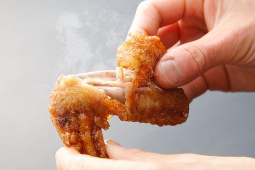 こういうのが知りたかった！もう手を汚さない“手羽先を美味しくキレイに”食べる簡単テク☆