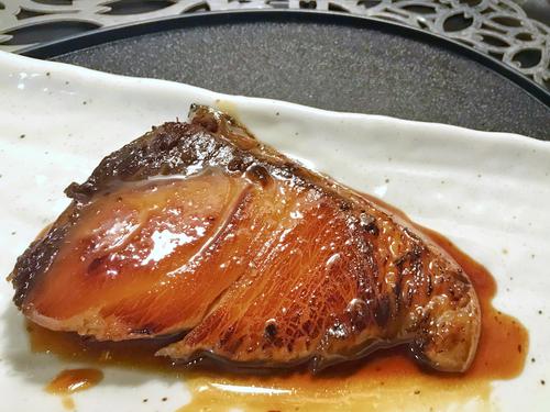家庭でプロの味を再現♡ご飯が止まらなくなる「ぶりの照り焼き」簡単レシピ｜おいしさ別格☆