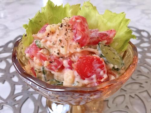 夏に食べたい♡トマトでさっぱり『デリ風ポテトサラダ』簡単レシピ♪もう普通のポテサラには戻れない！