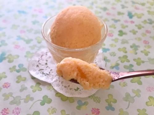 感動のおいしさ♡市販のアイスに混ぜるだけ！桃たっぷり「簡単ジェラート風アイス」の作り方♪