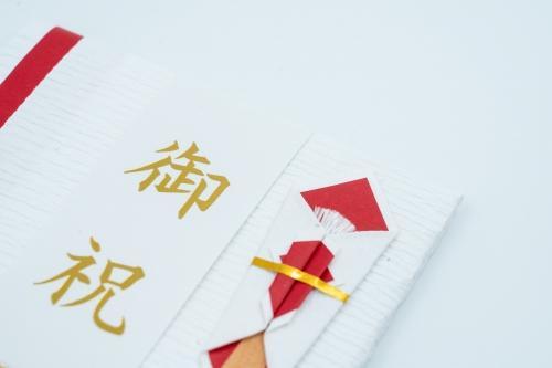 ご祝儀袋→アクセサリーに生まれ変わるってどういうこと！？思い出を形に残す♡おしゃれなリメイク術♪