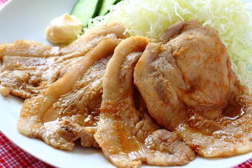 ＜生姜焼きの肉＞が硬くなっちゃう人は試してみて！たった“3つの工夫”で驚くほど柔らかく仕上がる調理テク☆