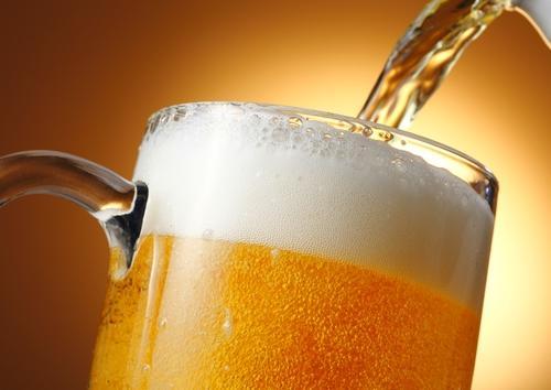 『ビールの賞味期限』ってどれくらい？→“期限切れビール”の【意外すぎる】活用法も教えます！