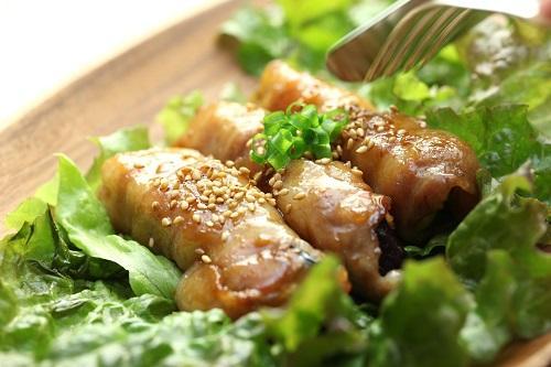 ご飯が止まらない♡見た目も華やかな『オクラの肉巻き』レシピ｜お弁当に入れたら家族が喜ぶ♪