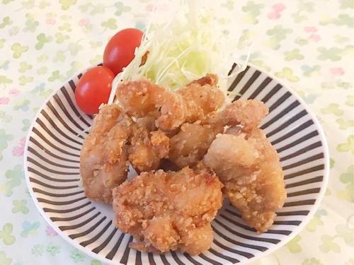 お店レベルのサクサク食感♡やみつき必至『サクサク唐揚げ』簡単レシピ｜“普通の”パン粉がおいしさの秘訣！