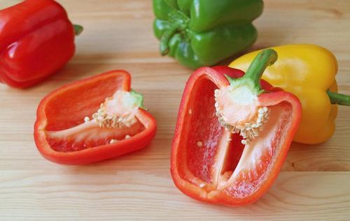 常備菜に最高♡彩り鮮やか絶品『パプリカのマリネ』♪下処理から教えるから作ってみて☆