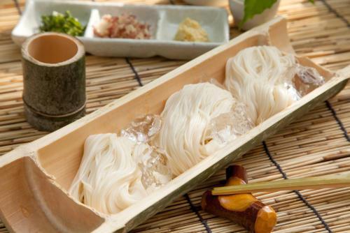 ＜そうめん＞たったひと工夫で味わいが激変！マンネリ脱却♪飽きずに楽しむ『アレンジレシピ』3選♡