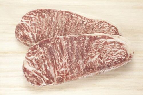 『冷凍した肉』にも食中毒のリスクがあるってホント！？→傷んだ状態の見分け方と“おいしく保つ”冷凍＆解凍のコツを公開☆
