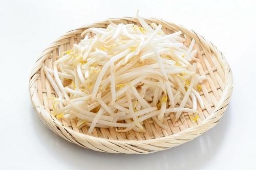 もやしの水切りに『ザル』は不要！実は超簡単だった【驚きの裏ワザ】を紹介☆「そういうのが知りたかった！」