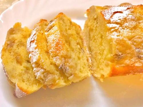 一度食べたら“やみつき”必至♡香ばしい『キャラメルバナナのパウンドケーキ』簡単レシピ｜完熟バナナがとろける♪