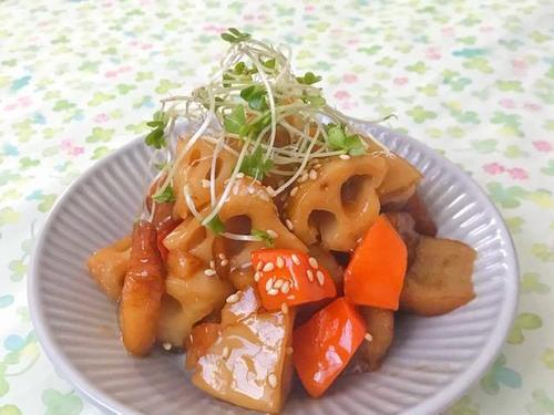 「煮物は時間がかかるから…」を即解決！旨味たっぷり♡フライパンで作る『シャキシャキれんこんの煮物』簡単レシピ♪