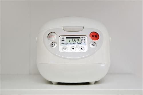 炊飯器の“内釜”だけ洗ってる人は絶対やって！【汚すぎて驚愕する】見落としがちな『掃除ポイント』