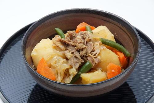 旨味が格段にアップ！肉じゃがの【ウマさを爆アゲ】する“具材や調味料”を一挙に紹介！