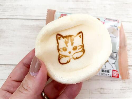 猫の焼き印が入っていて、食べるのがもったいない