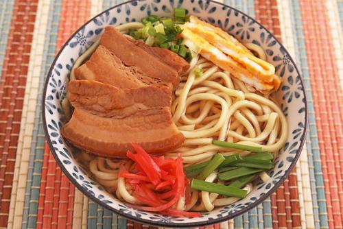 【郷土料理】沖縄そばの材料ぜんぶ言える？役立つ『麺クイズ』に挑戦！
