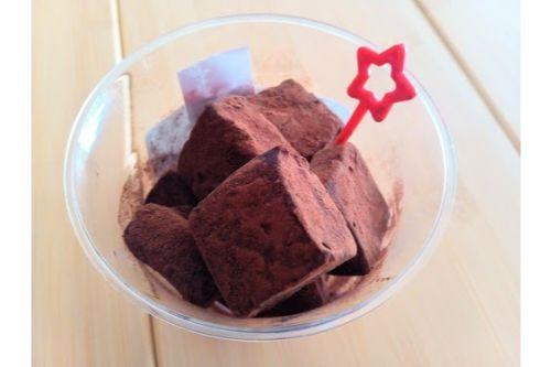 セブンとろける生チョコは間違いない美味しさ…ピック入りでポイポイつまめる！