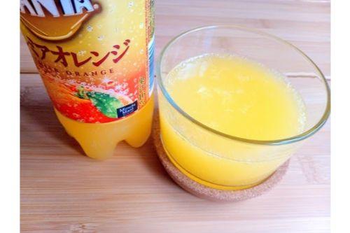 これは買い！ほろ苦オレンジのファンタプレミアで午後の仕事が捗りすぎる！