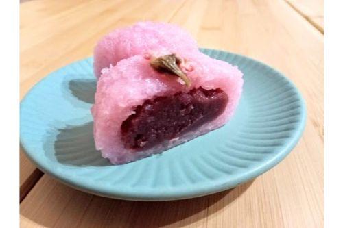 セブンの桜もちは葉っぱレスで食べやすい！旬の和菓子で春を楽しもう