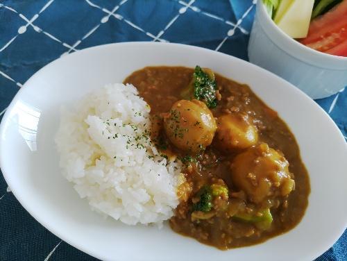 【里芋のそぼろ煮風カレー】カレーにも合う里芋のねっとり食感が魅力！