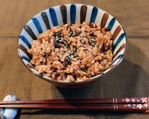 【小豆＆玄米ごはん】ヘルシーなお赤飯を炊飯器で作ろう！