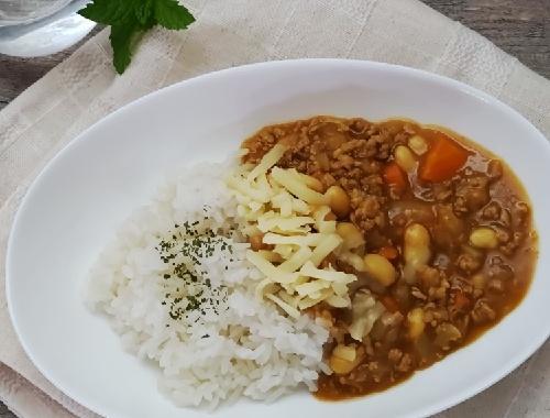 【大豆とひき肉のカレー】大豆とひき肉の素朴な旨さで糖質控えめ！