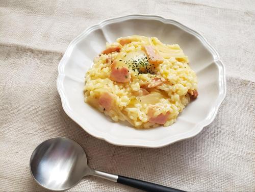 【カルボナーラリゾット】食べごたえ充分！簡単ですぐ美味しい