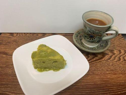 【温かい抹茶ケーキ】溶かしたアイスクリームが入ったしっかりテイスト！