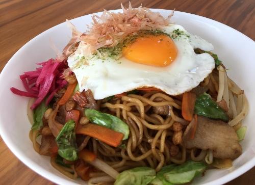 【グレードアップ焼きそば】ちょちょっとひと手間！いつもの焼きそばを格上げ