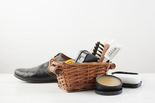 革靴の汚れ、擦れ、傷の対処法。素材別＆自宅で簡単な方法を伝授！
