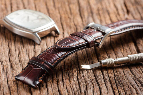 腕時計のベルト交換は自分でできる？意外と簡単にできるベルト交換！