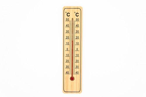 外気温を計る温度計の写真