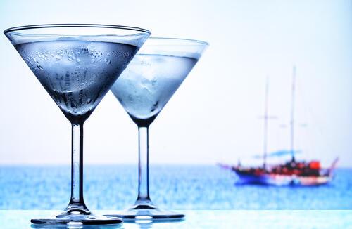 コアントローとはどんなお酒 飲み方や保存方法などをチェックしよう 嗜好品 オリーブオイルをひとまわし