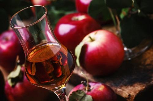 アップルジャックはりんごの蒸留酒！歴史や地域ごとの呼び方は？