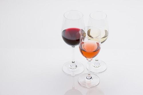 ワインの賞味期限って？種類別においしく飲める期間について解説