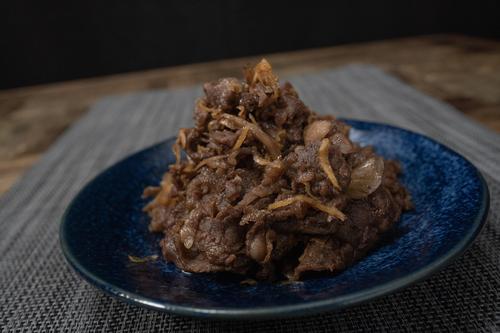 こんなに柔らかくなるの！？旨みたっぷり『牛肉のしぐれ煮』の作り方